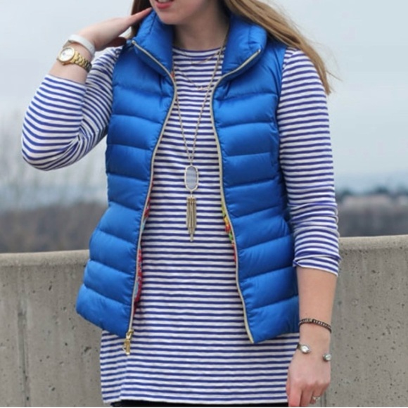 Lilly Pulitzer Allie packable down puffer vest in Brewster blue small - Picture 2 of 5